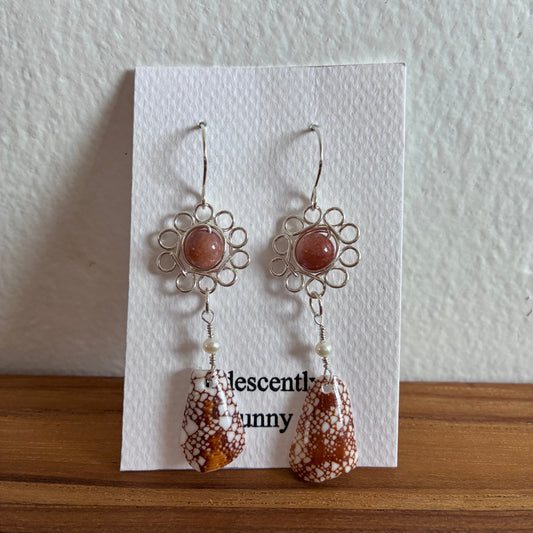 Broken Shell & Pearl Pua Earrings