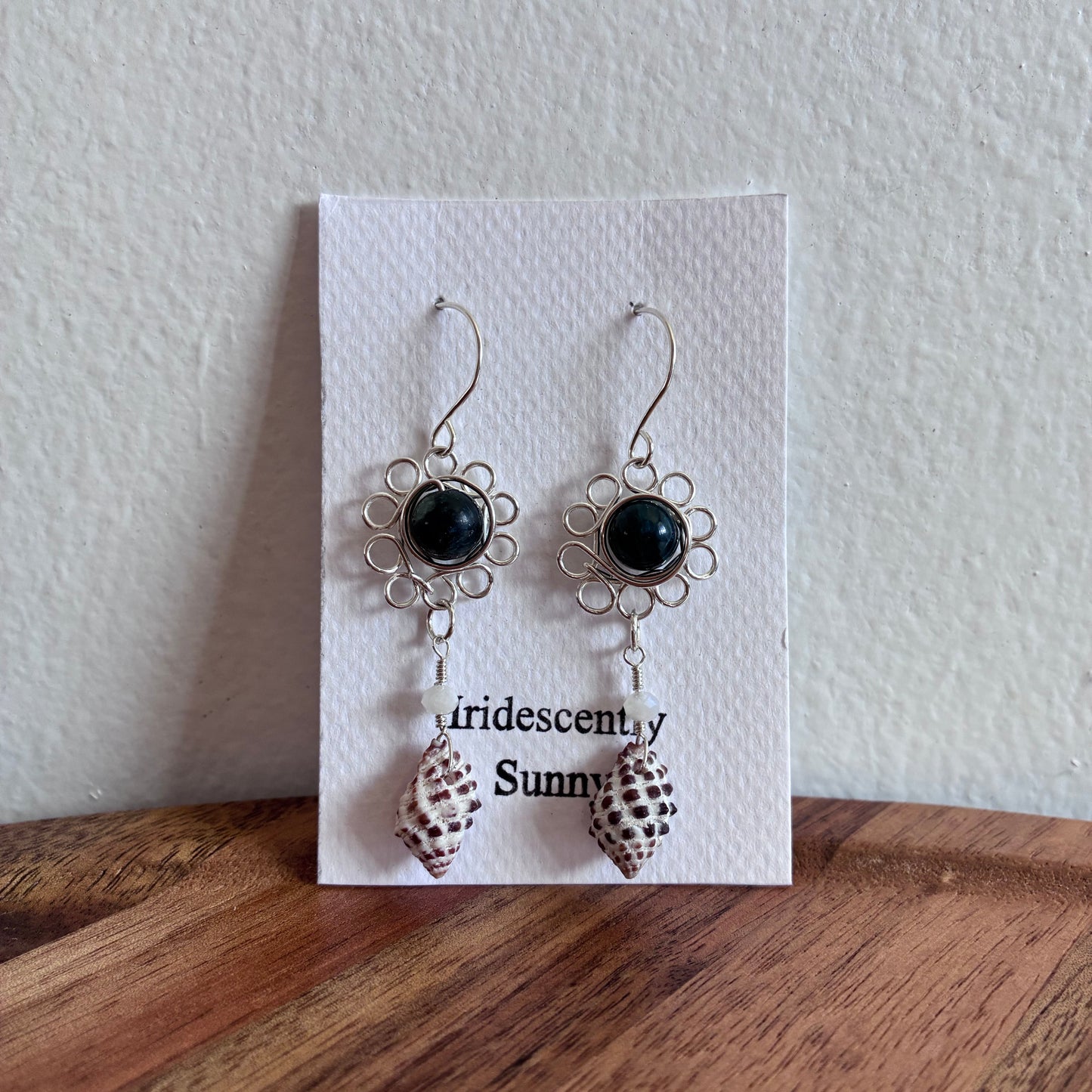Drupe Shell Pua Earrings