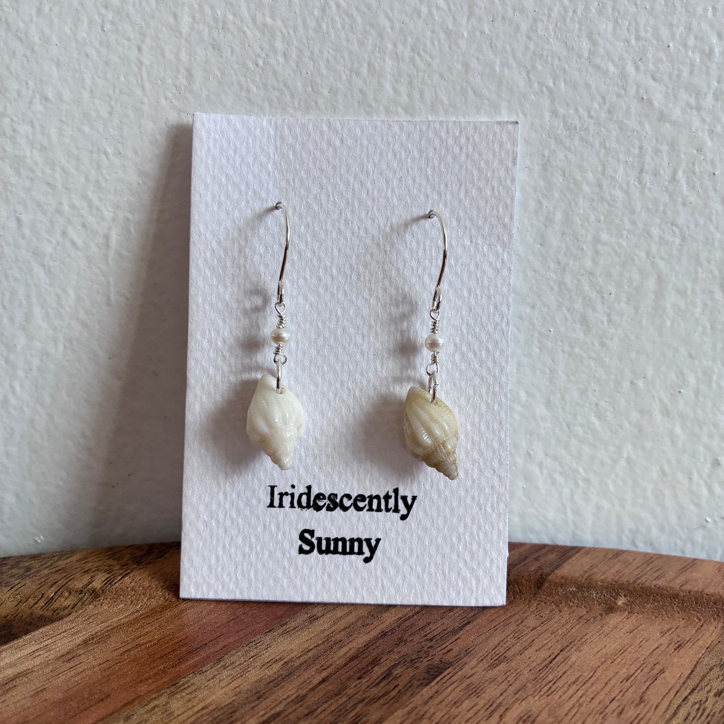 Hawaii Stromb Shell Earrings